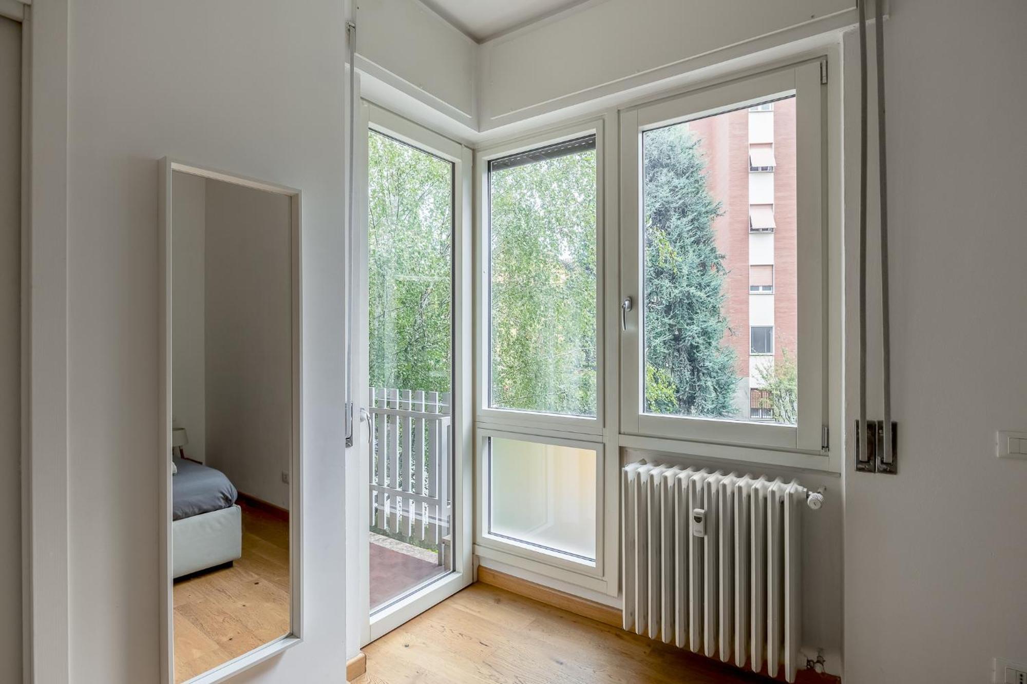 Favola House Isola * Milano